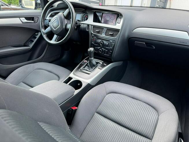 Audi A4 Gwarancja*Zadbana*LED*Xenon*Parktroniki*ALU*Tempomat Zebrzydowa - zdjęcie 8