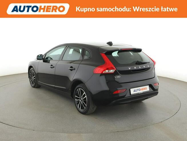 Volvo V40 Momentum navi PDC tempomat LED Warszawa - zdjęcie 4