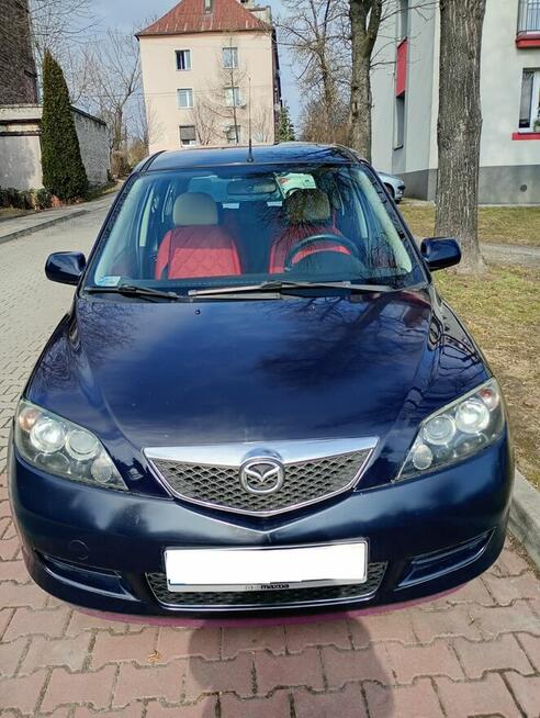Mazda 2 dy benzyna hatchback bez wkładu finansowego . Sosnowiec - zdjęcie 2