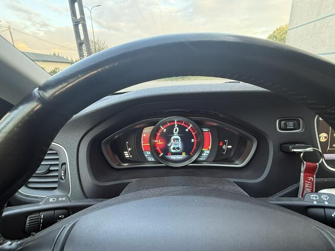 Volvo V40 II 1.6D2 2013r Lift Klimatyzacja TFT Alufelgi Nawigacja Hak! Sokołów Podlaski - zdjęcie 8