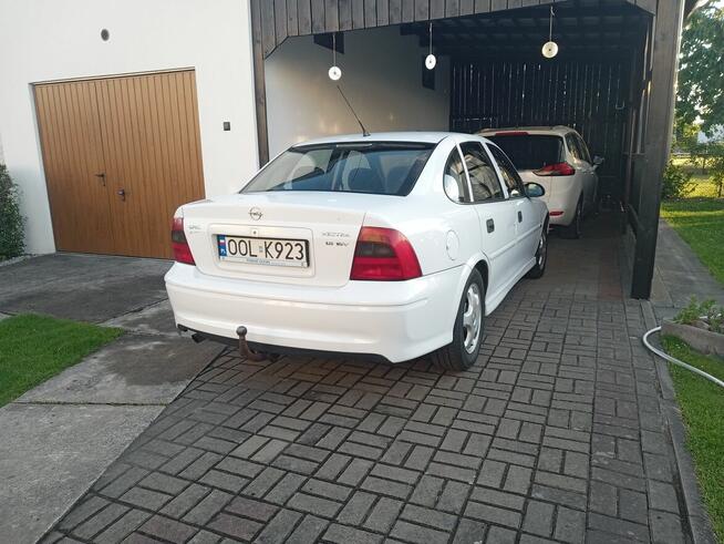 Opel Vectra B 1.8, benzyna, 115 KM Olesno - zdjęcie 9