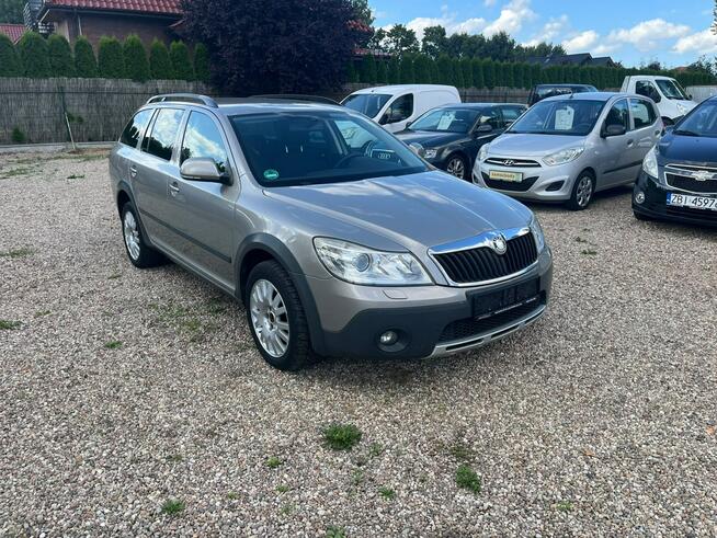 Skoda Octavia Scout 4x4 2010r 2,0 Diesel Białogard - zdjęcie 2