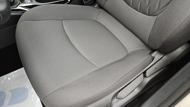 Toyota Corolla 1.5 Style ! Z Polskiego Salonu ! Faktura VAT ! Warszawa - zdjęcie 12