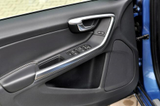 Volvo V60 D3 2.0 150KM R-Desing Xenon Led Navi Alkantara Full Opcja Płock - zdjęcie 12