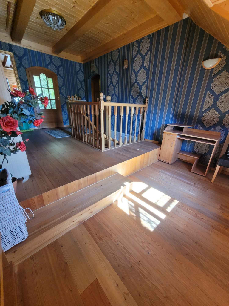 Piekny dom 230m2 z duza dzialka 56 ar i ogrodem Mikołów - zdjęcie 9