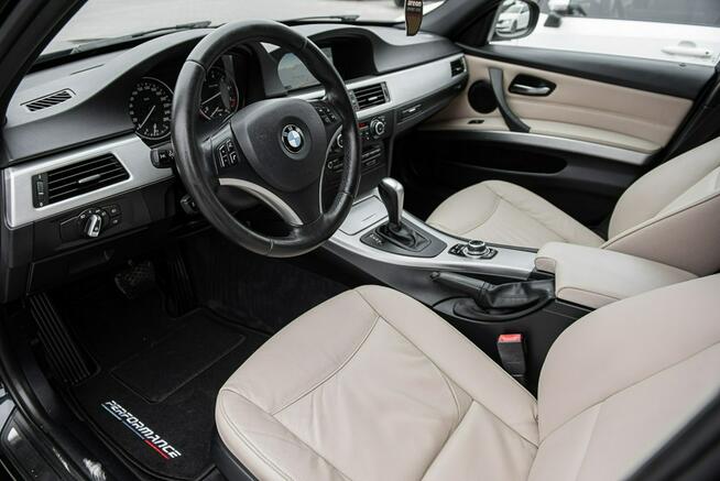 LCI 3.0i 325i 218KM ! Full Opcja ! Super Stan ! Opłacona ! Zwoleń - zdjęcie 7
