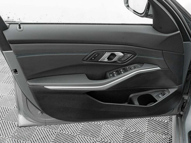 WD8711R#318d mHEV M Sport Podgrz.f Cz.park LED Salon PL VAT23% Gdańsk - zdjęcie 9