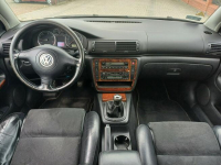 Volkswagen Passat 1.9 TDI  130KM Klimatronic Pogrzewane fotele Suchorzew - zdjęcie 10