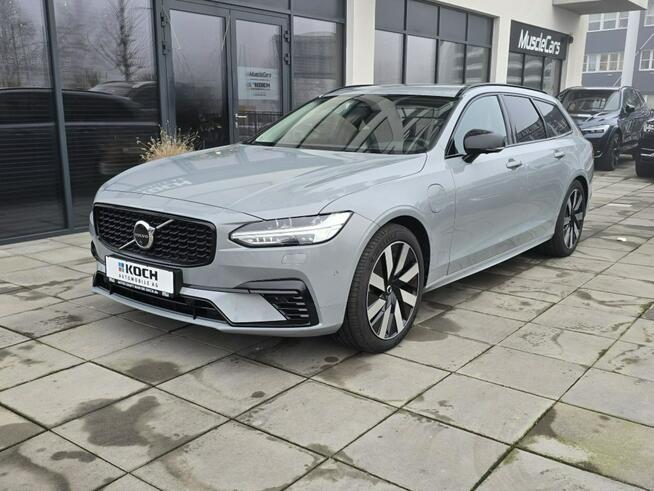 Volvo V90 T6 AWD Plus Dark MY 2026 Tychy - zdjęcie 1