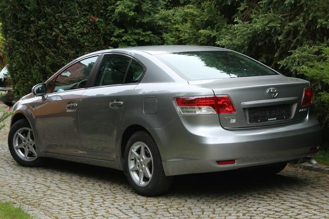 Toyota Avensis 147 KM Benzyna Przebieg 96 tys km Sedan Lubań - zdjęcie 4