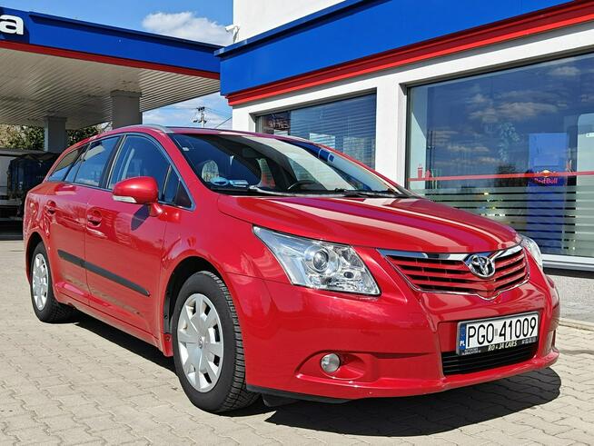 Toyota Avensis Karczew - zdjęcie 1