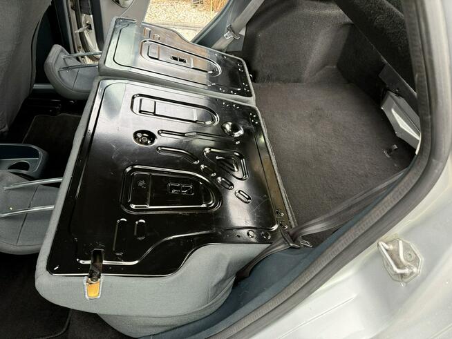 Ford Fiesta 1.4 !!! Niski oryginalny przebieg !!! Poznań - zdjęcie 6