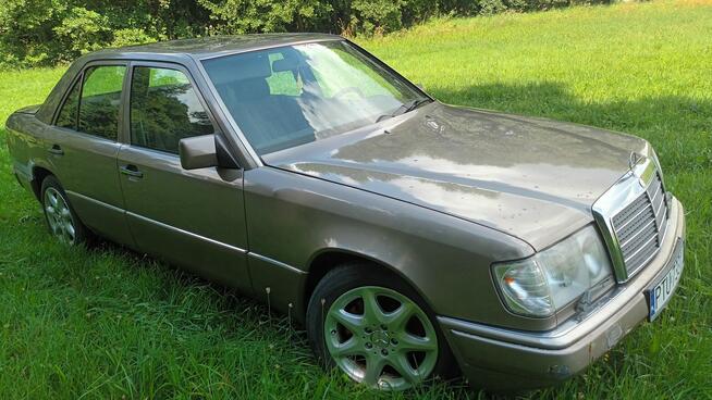 Mercedes W124 automat 1990r Turek - zdjęcie 2