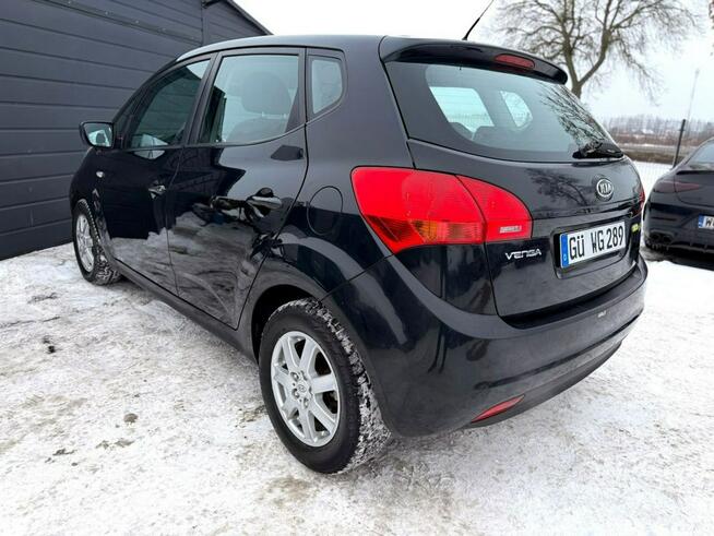 Kia Venga Benzyna_5drzwi_Klima_PodgrzewaneFotele_Zimowki_ Rzekuń - zdjęcie 4