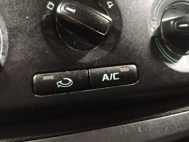 Škoda Fabia 1.4 86KM,krajowy, bezwypadkowy, niski przebieg. Łódź - zdjęcie 8