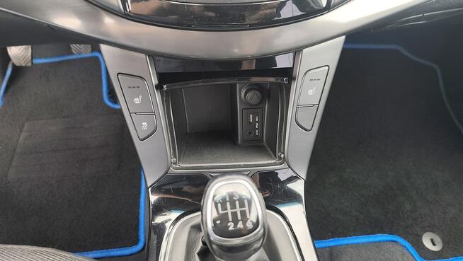 Hyundai i40 1,7 136KM 197tys.km/Keyless/Xenon/Tempo Szczecin - zdjęcie 11