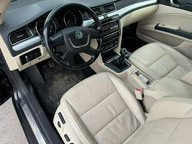 Škoda Superb Xenon, hak, skóra Kobielice - zdjęcie 12