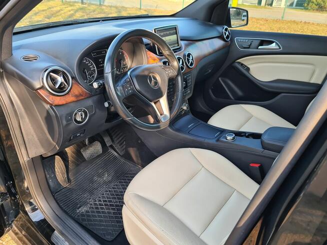 Mercedes-Benz B 250 Benzyna Automat Skóry Pakiet AMG Olsztyn - zdjęcie 6