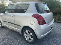 SUZUKI SWIFT 1.3 DDIS Wrocław - zdjęcie 5