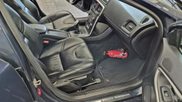 Volvo V40 1,6Hdi 115KM Skóra Navi Grzane Pdc Płock - zdjęcie 8