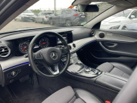Mercedes E 200 Skóra Automat Kamera Podgrzewanie Ambiente  HAK Gliwice - zdjęcie 8