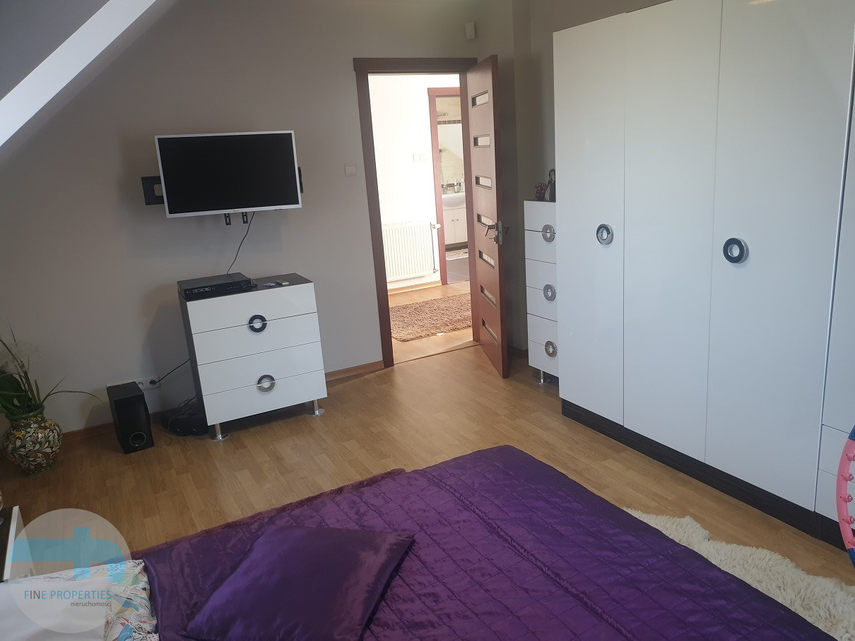Bliźniak z dużą działką i garażem plus garaż wolnostojący i domek Wieliszew - zdjęcie 9