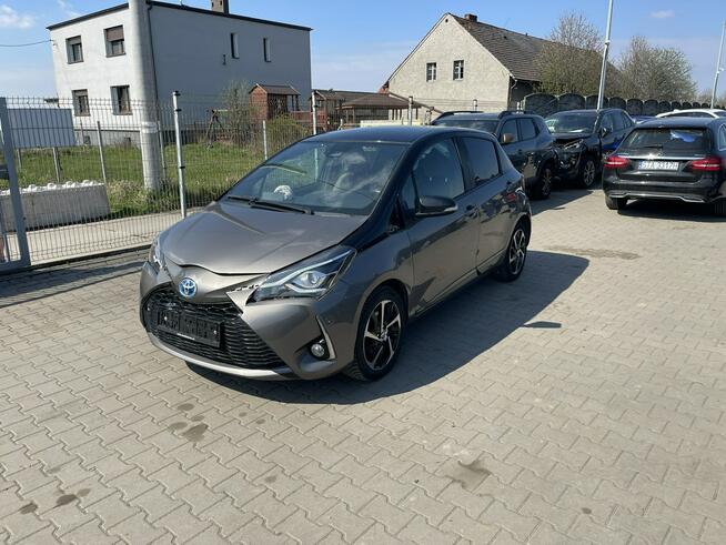 Toyota Yaris Selection Automat Hybryda Klimatronik Kamera Gliwice - zdjęcie 5