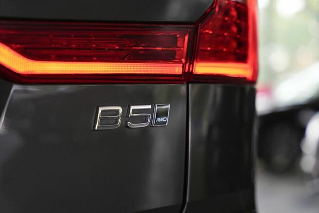 Volvo Xc 60 II 2.0 B5 AWD Plus Dark Theme Bezwypadkowy Węgierska Górka - zdjęcie 3