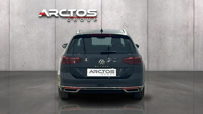 Volkswagen Passat 2.0 TDI Elegance DSG Warszawa - zdjęcie 4