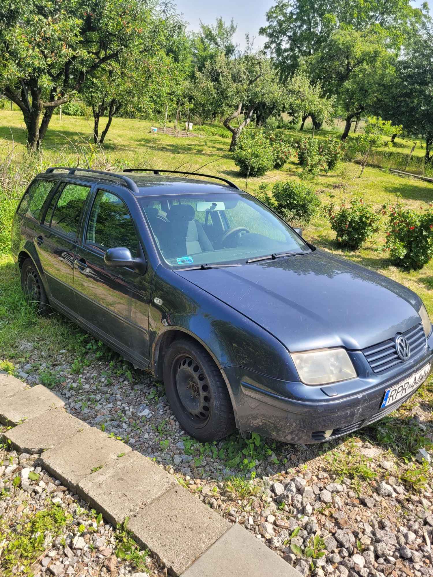 Syndyk sprzeda samochód osobowy marki: Volkswagen Bora z 2001 roku Śródmieście - zdjęcie 4