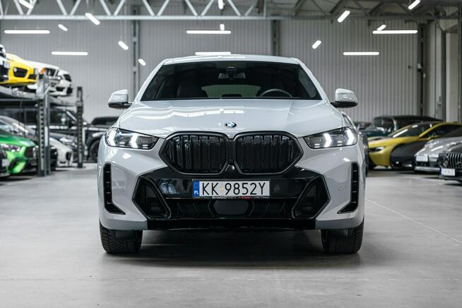BMW X6 40i 381KM M-Sport Pro. Nowa 542.700 zł. Pneumatyka, Hak. Węgrzce - zdjęcie 3