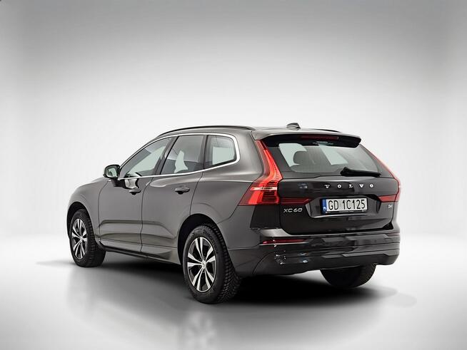 Volvo XC 60 B4 D Core aut ! Z Polskiego Salonu ! Faktura Vat ! Warszawa - zdjęcie 3