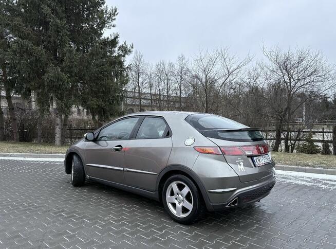 Honda Civic 2.2D 140KM 2007 Pińczów - zdjęcie 2