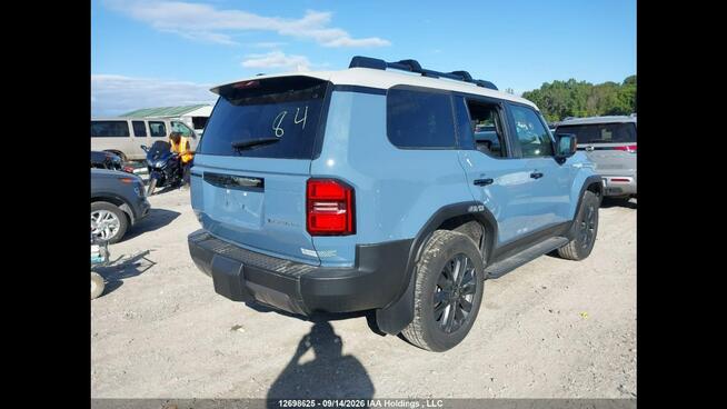 Toyota Land Cruiser Bogata wersja wyposażenia / AWD / niski przebieg Chwaszczyno - zdjęcie 4