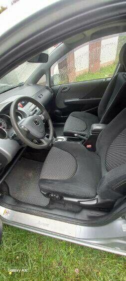 Sprzedam uszkodzą honda jazz Koluszki - zdjęcie 5