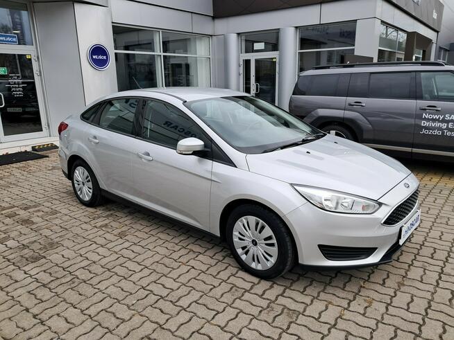 Ford Focus 1.6 105 KM - salon Polska Ostrołęka - zdjęcie 3