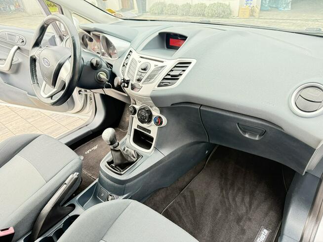 Ford Fiesta 1.4 !!! Niski oryginalny przebieg !!! Poznań - zdjęcie 2