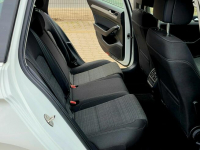 Volkswagen Passat 2.0 TDi DSG / Comfortline / Serwisowany w ASO Skępe - zdjęcie 9
