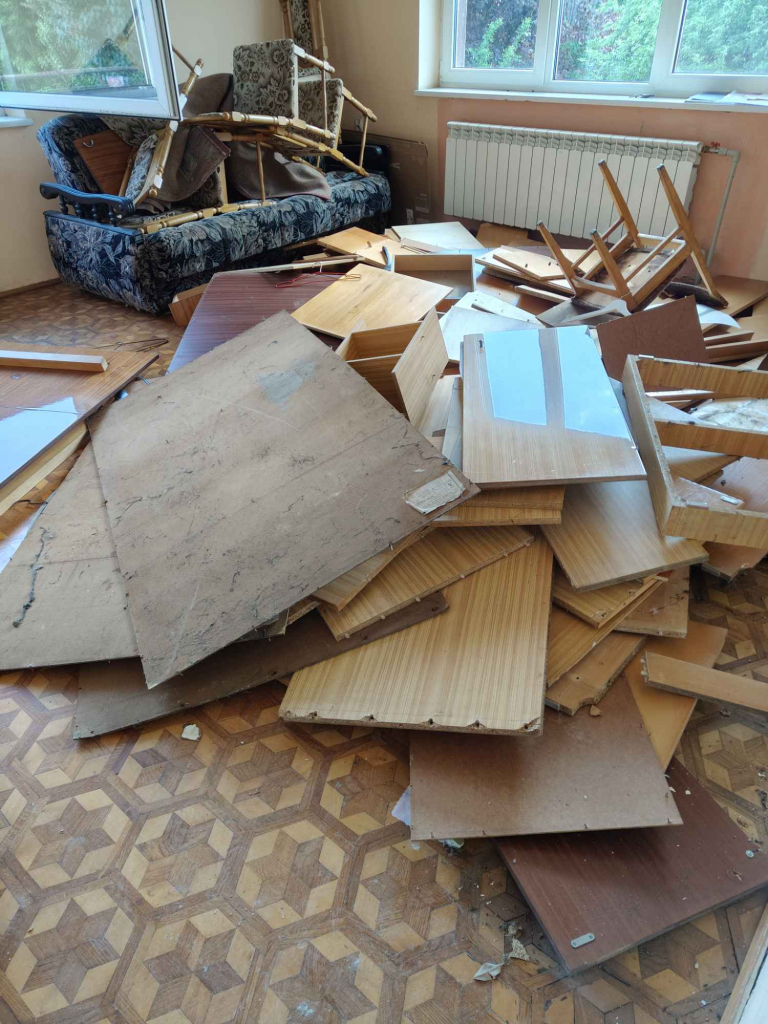 Wywóz mebli . AGD , opróżnienie mieszkań Krzeszowice Krzeszowice - zdjęcie 1