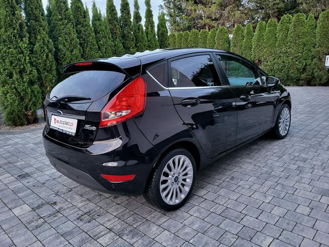 Ford Fiesta ** AUTOMAT ** 1,4 Benzyna ** Wersja Titanium Jatutów - zdjęcie 7