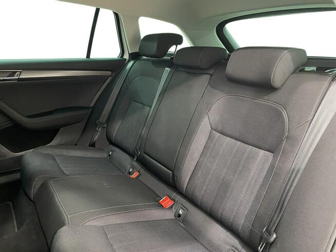 Skoda Superb 2.0 TDI SCR STYLE DSG Warszawa - zdjęcie 12