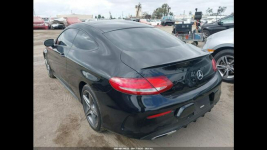 Mercedes C 300 4Matic / pakiet AMG / niski przebieg Chwaszczyno - zdjęcie 5
