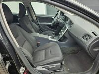 Volvo V60 D2 1.6 115KM manual BEZWYPADEK bardzo zadbany NAVI BDB stan Gdynia - zdjęcie 7