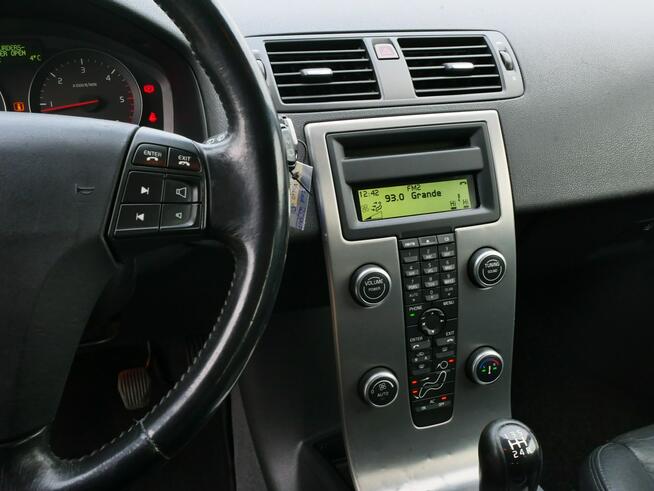 Volvo V50 1.6D2 109KM Kombi Skóra -2xKlimatr -Nowe opony -Zobacz Goczałkowice-Zdrój - zdjęcie 5