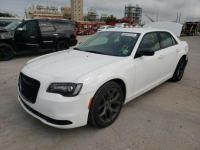 Chrysler 300C 300 S, 2022, 3.6L, od ubezpieczalni Sulejówek - zdjęcie 2