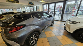 Toyota C-HR 2,0 Hybrid navi JBL Selection Warszawa - zdjęcie 2