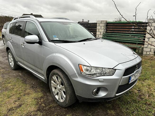 Syndyk sprzeda samochód osobowy MITSUBISHI OUTLANDER 2010 r. Żnin - zdjęcie 1