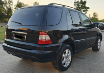 Sprzedam pięknego Mercedesa ml 2004 rok 4.0cdi ładny stan Nowy Sącz - zdjęcie 2