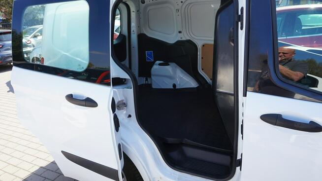 Ford Transit Courier super stan. Gwarancja. Polecam!!! Zielona Góra - zdjęcie 12