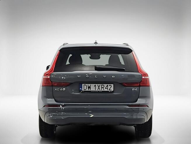 Volvo XC 60 B4 B Core aut  ! Z Polskiego Salonu ! Faktura Vat ! Warszawa - zdjęcie 4